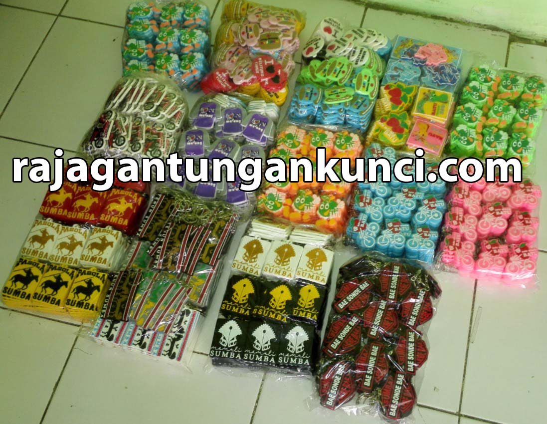 jasa pembuat gantungan kunci karet costum di Martapura (Sumatera Selatan)